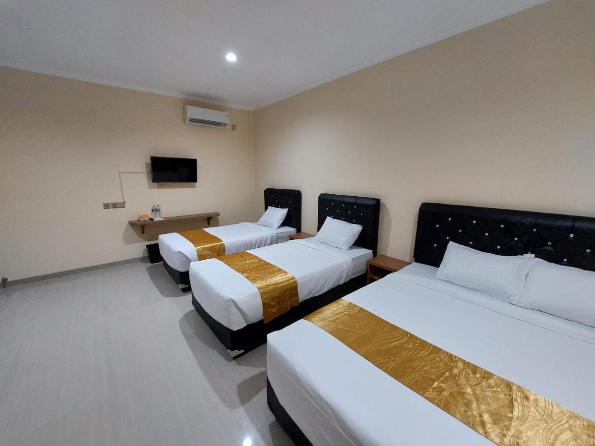 Harmony Inn Belitung - City Hotel Tanjung Pandan Exterior photo